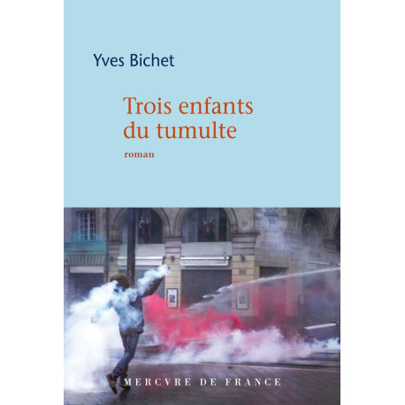 Trois enfants du tumulte